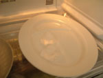 陶器のお皿で氷を溶かす！